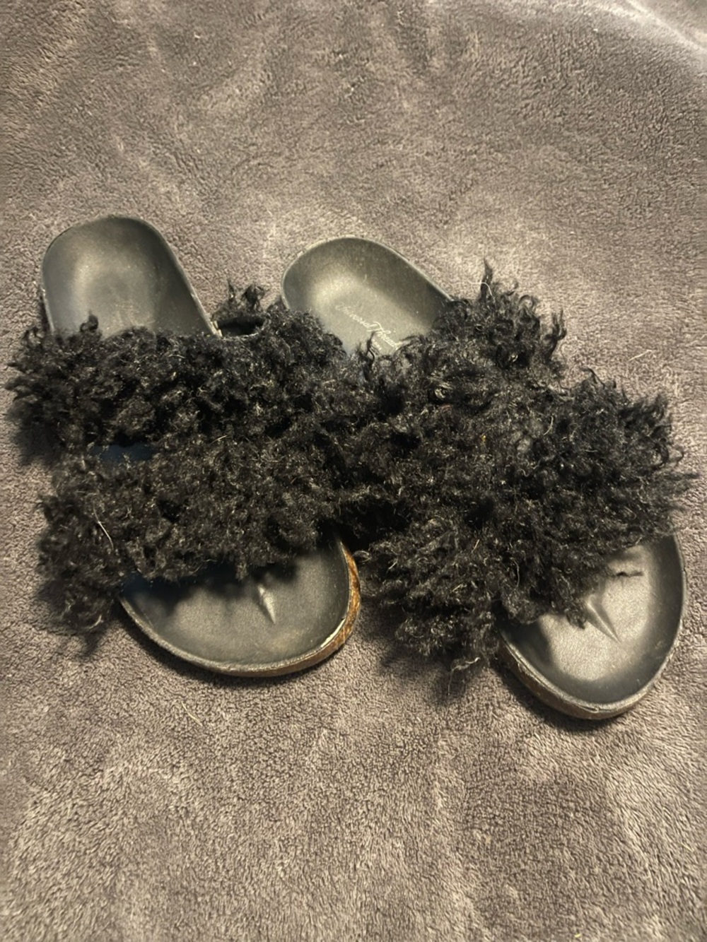 Universal Thread Black Fuzzy Slide Sandals